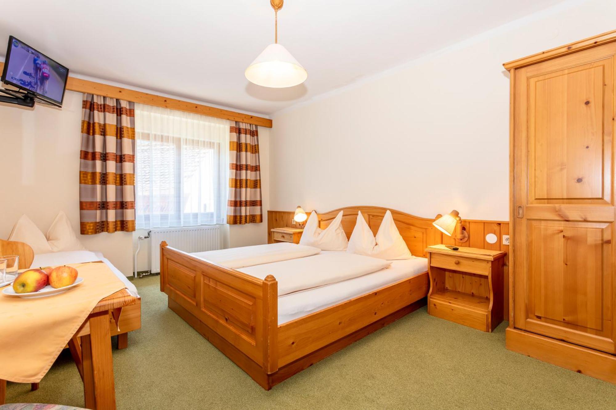 Der Graggober Hotel Oberwoelz Stadt Ngoại thất bức ảnh